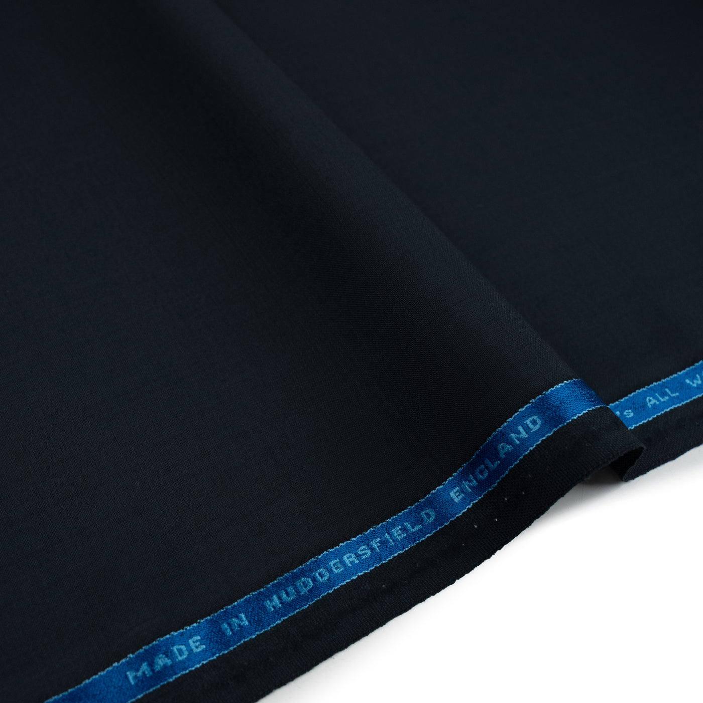 Hield S120 Wool Fabric – H1296 / 1319