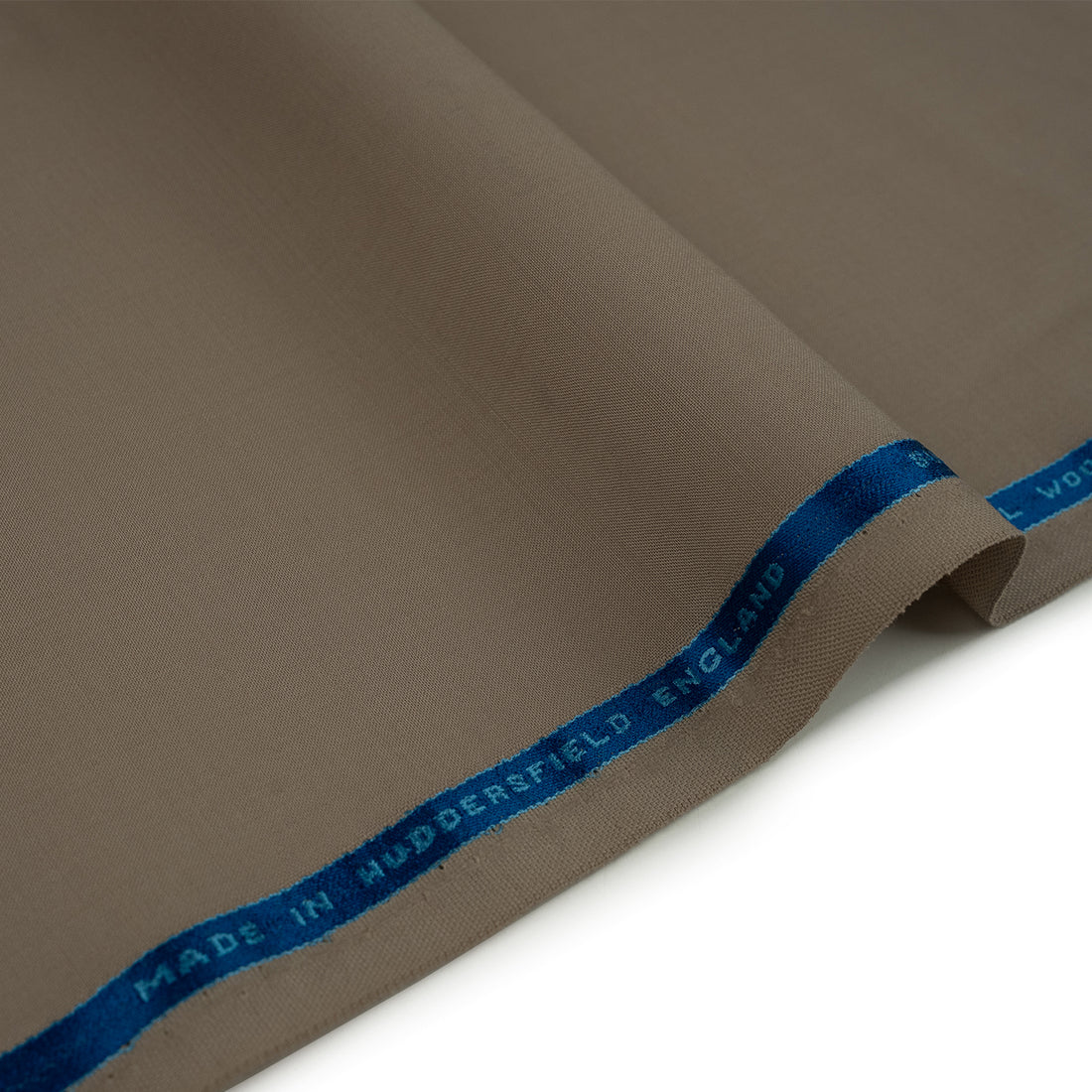 Hield S120 Wool Fabric – H1296 / 1350