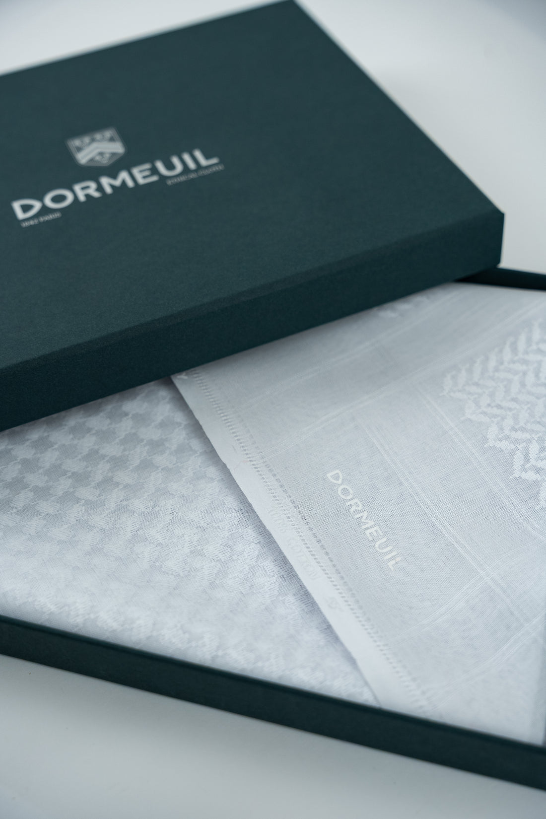 شماغ دورميل الفاخر