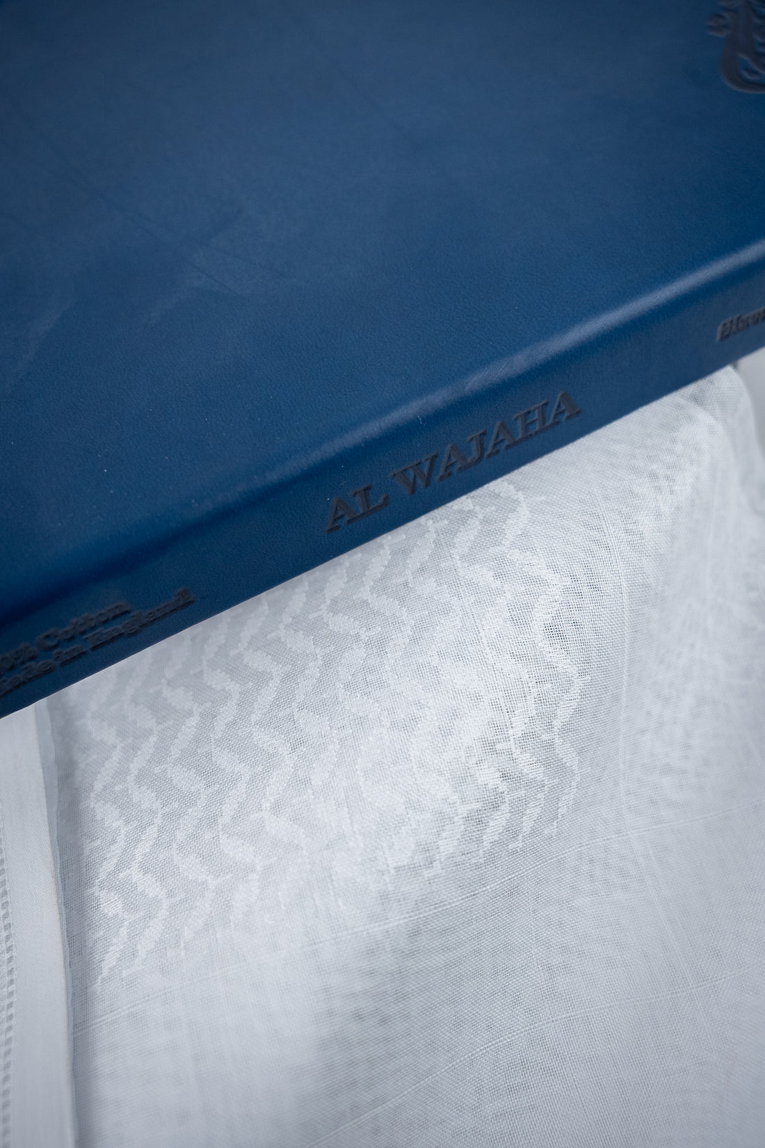 Al Wajaha Shamagh - Blue Box