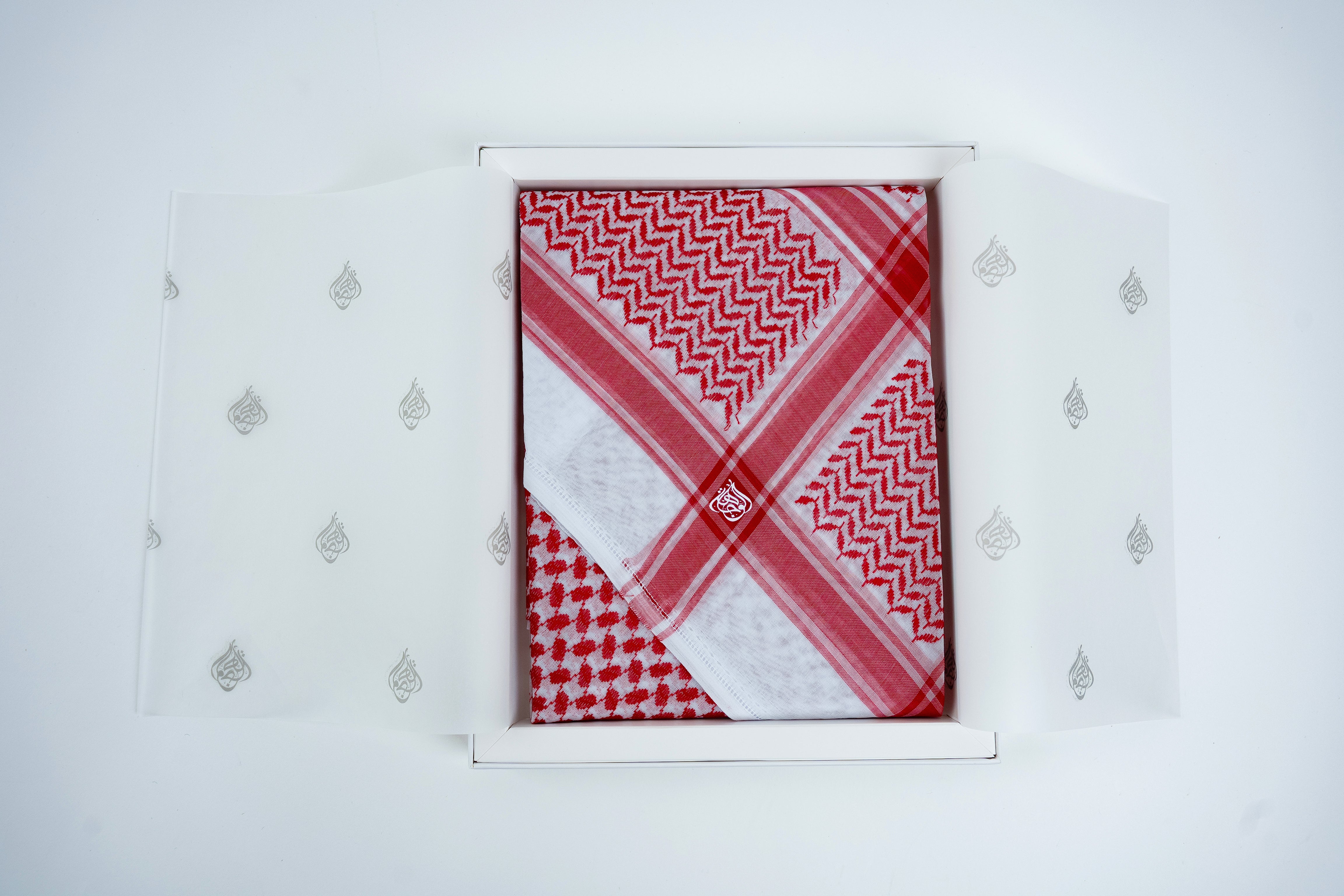 Al Wajaha Shamagh - White Box