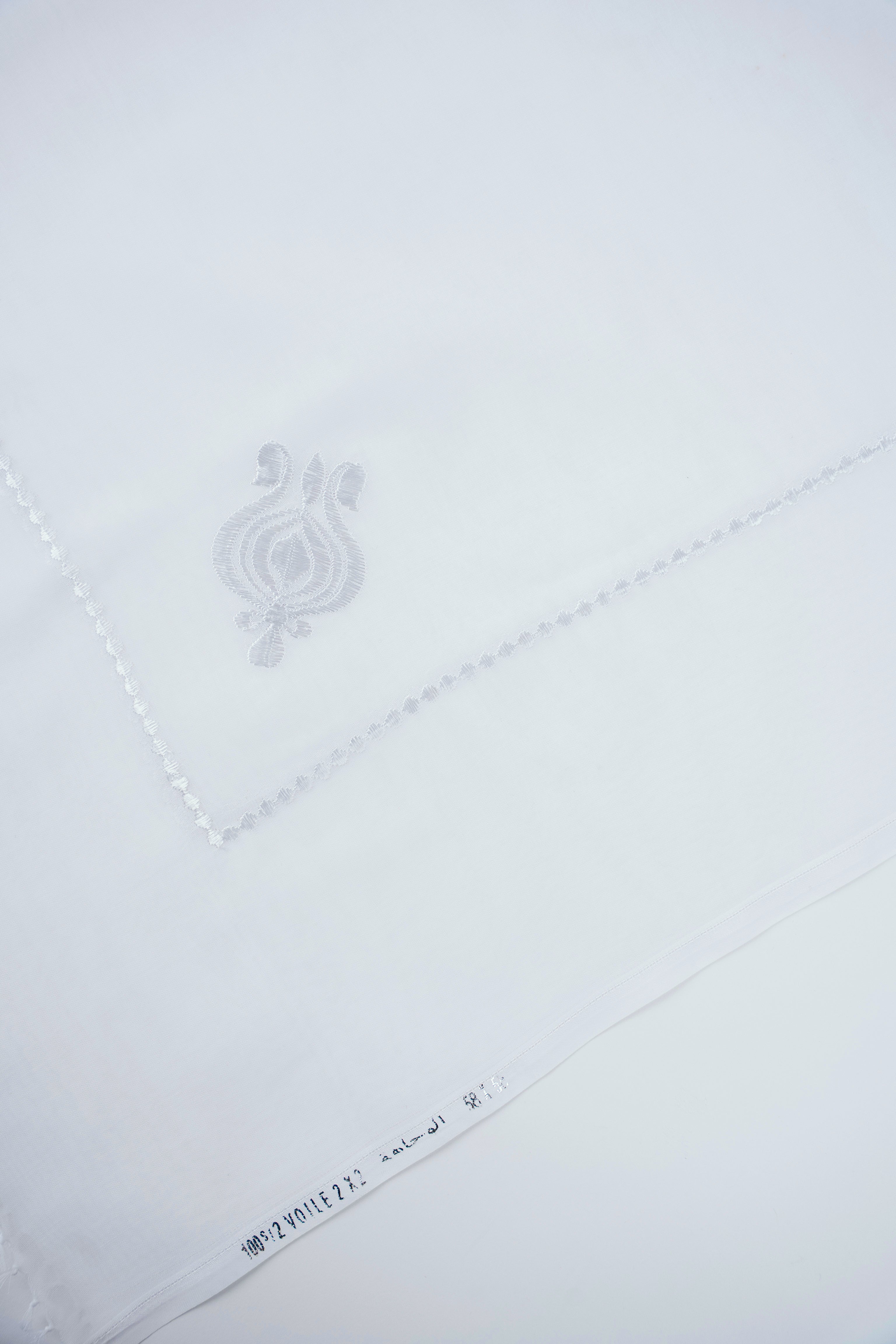 Al Wajaha Standard Japan Ghutra - Pattern 2