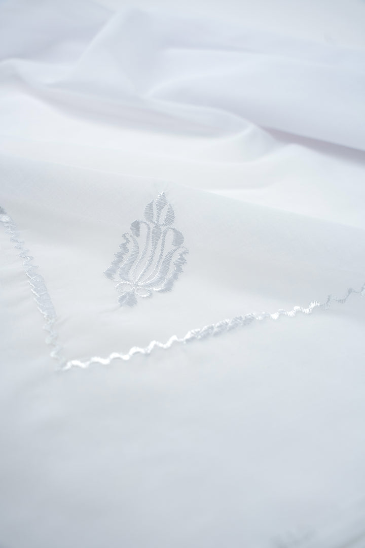 Al Wajaha Standard Japan Ghutra - Pattern 4