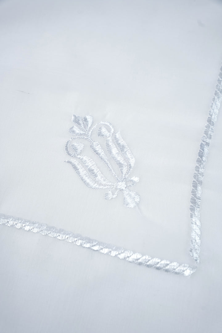 Al Wajaha Standard Japan Ghutra - Pattern 5 (No Beads)