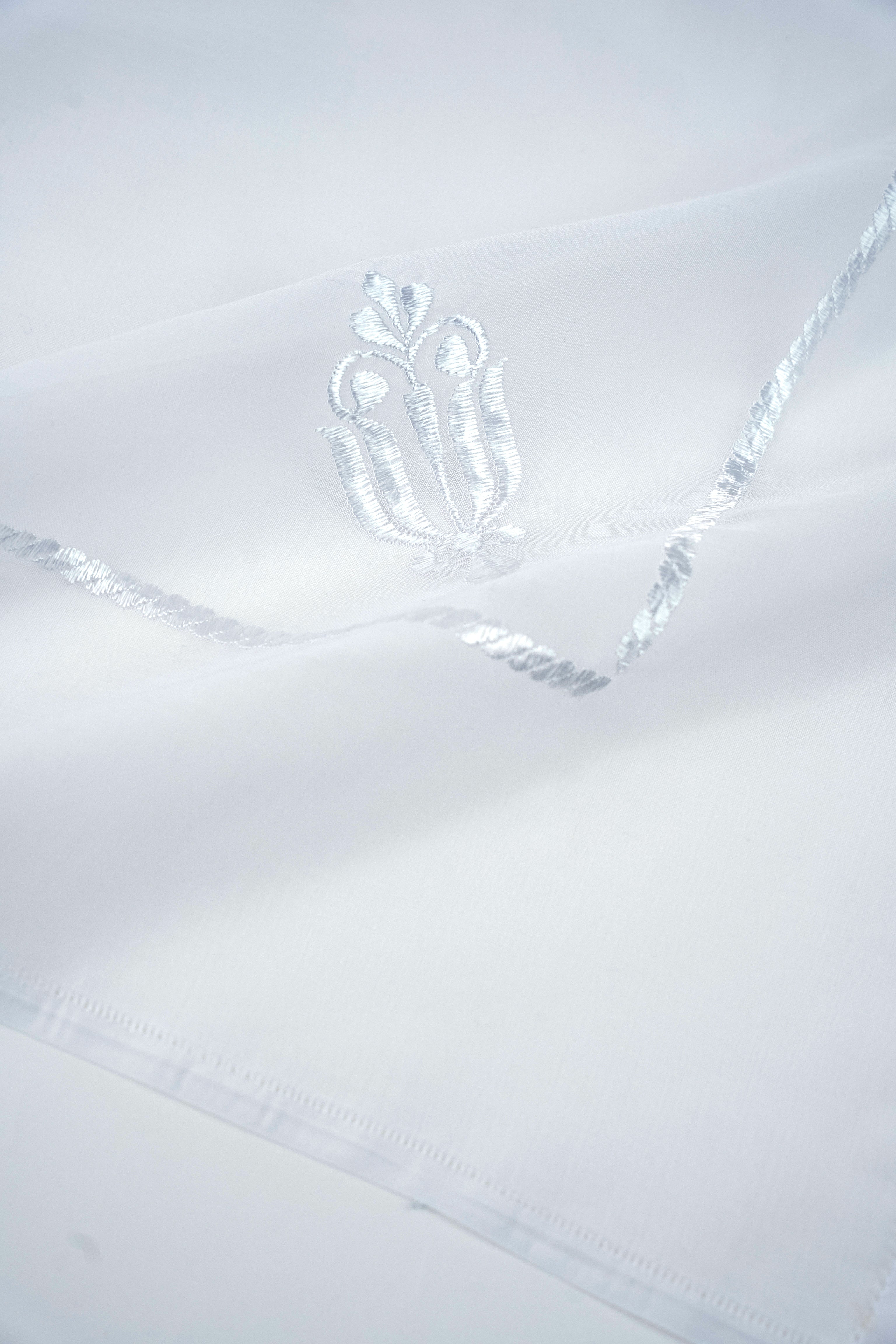 Al Wajaha Standard Japan Ghutra - Pattern 5 (No Beads)