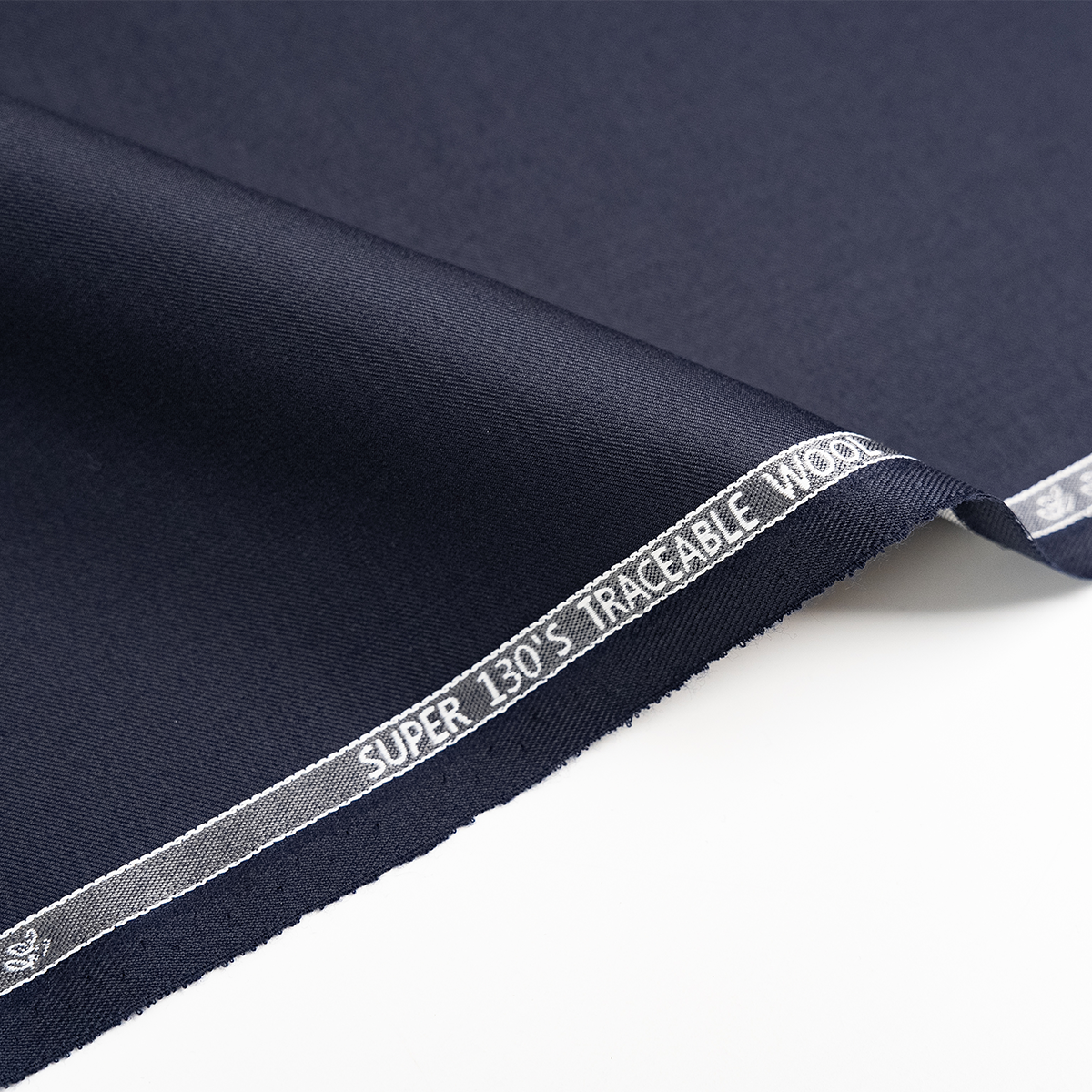 Echo - Navy Plain - Super 130 - (Ref-841001)